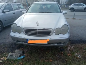 Mercedes-Benz C 200, снимка 1