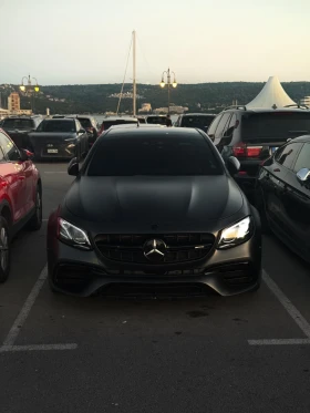 Mercedes-Benz E 63 AMG 