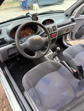 Renault Clio - 850 € / 1662.46 лв. - 62527439 8