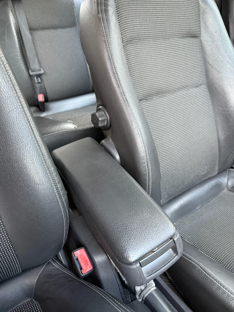 Opel Astra 1.7 CDTi Ecotec, снимка 13 - Автомобили и джипове - 52270252