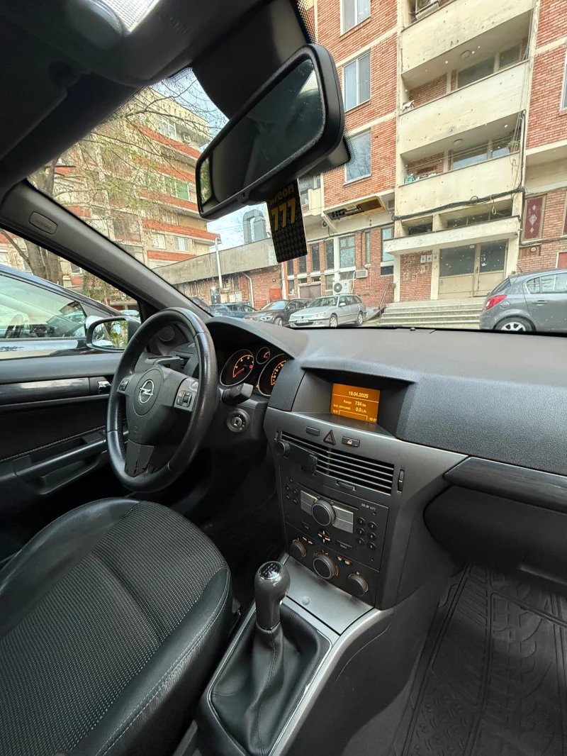 Opel Astra 1.7 CDTi Ecotec, снимка 9 - Автомобили и джипове - 52270252