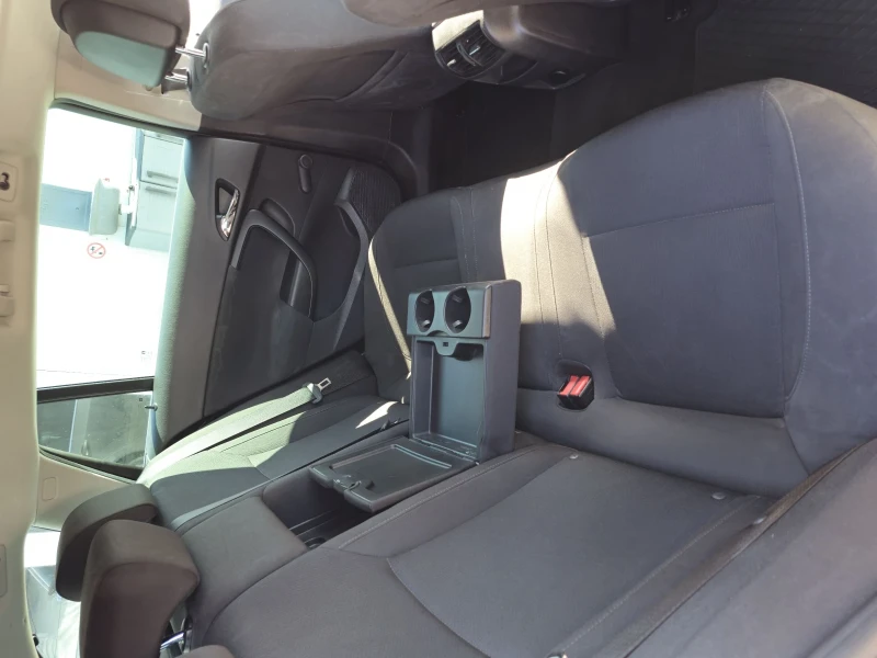 Opel Insignia, снимка 9 - Автомобили и джипове - 52578863