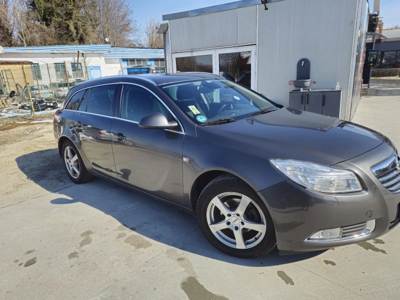 Opel Insignia, снимка 7 - Автомобили и джипове - 52578863
