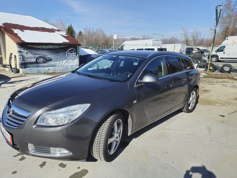 Opel Insignia, снимка 2 - Автомобили и джипове - 52578863