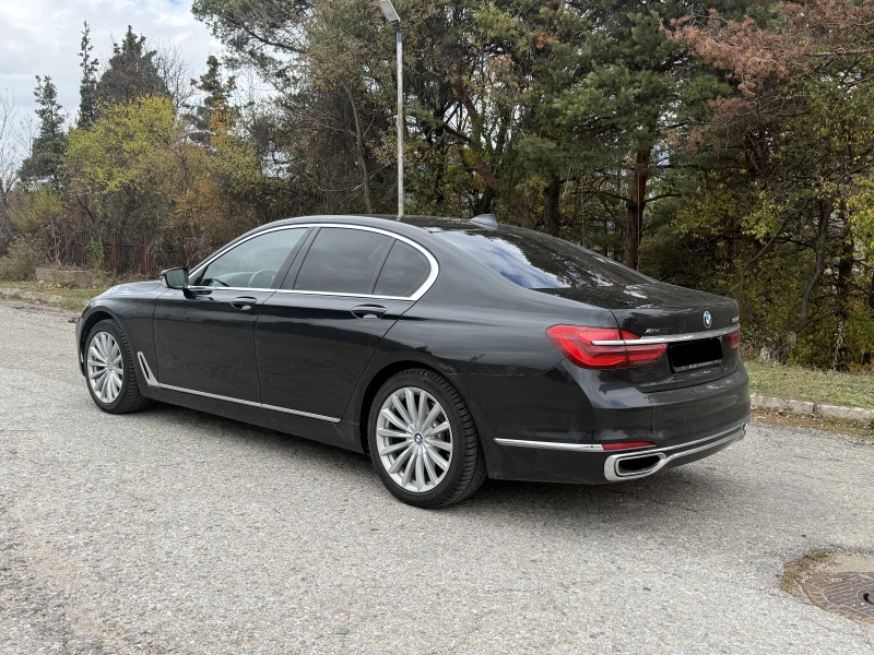BMW 730 d* xD* Carbon* LED* HUD* Keyless* Soft close* 360, снимка 4 - Автомобили и джипове - 52374043