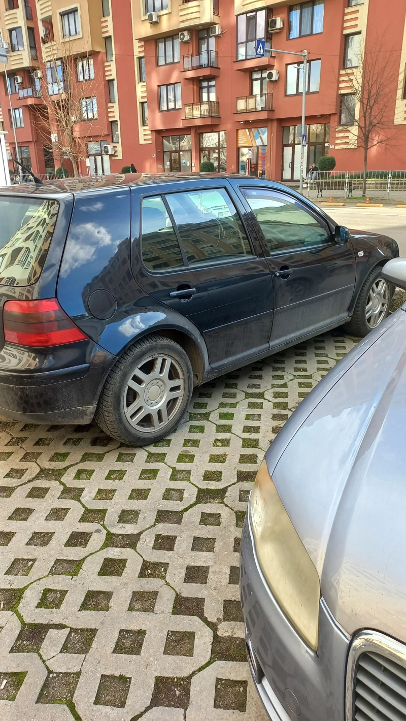 VW Golf, снимка 4 - Автомобили и джипове - 52502830