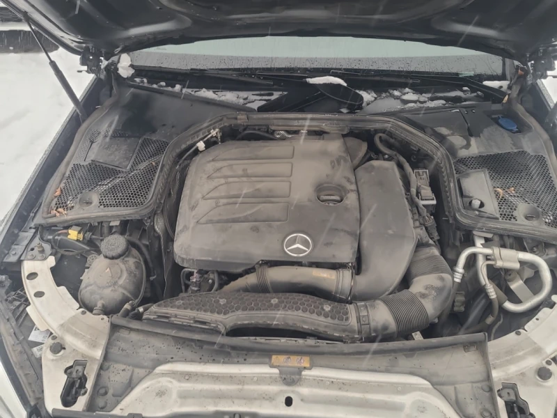 Mercedes-Benz C 300 CARFAX* АВТОФИНАНСИРАНЕ* БЕЗ ПЪРВОНАЧАЛНА ВНОСКА* , снимка 9 - Автомобили и джипове - 52772168