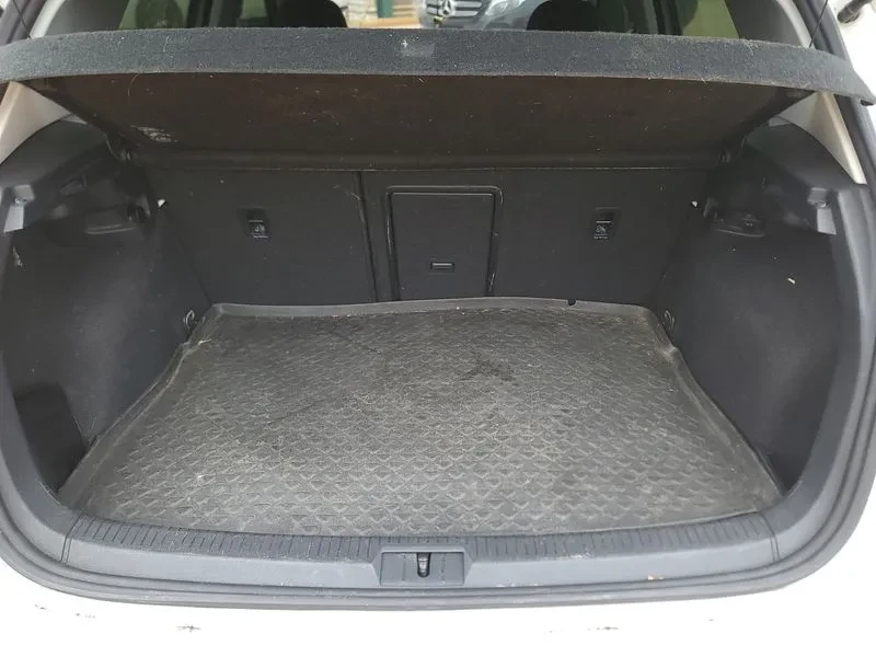 VW Golf, снимка 13 - Автомобили и джипове - 53470200