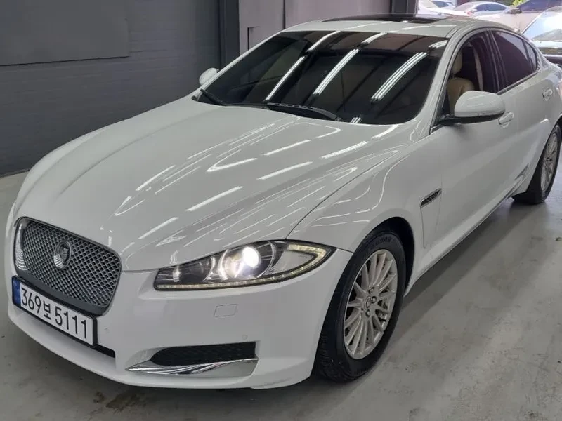 Jaguar Xf 2.0 Luxury X250, снимка 4 - Автомобили и джипове - 55749297