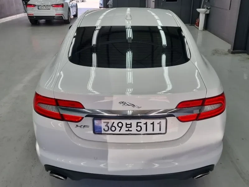 Jaguar Xf 2.0 Luxury X250, снимка 2 - Автомобили и джипове - 55749297