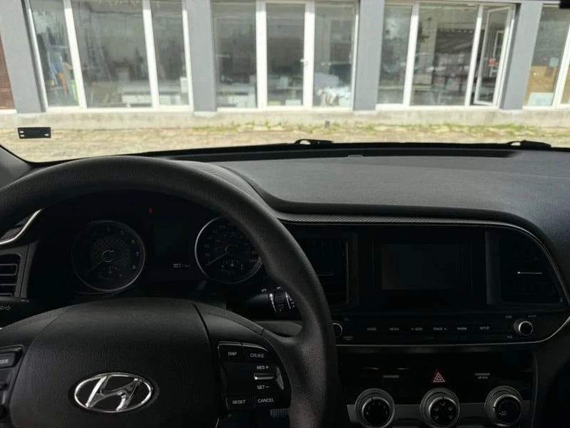 Hyundai Elantra, снимка 2 - Автомобили и джипове - 56632158