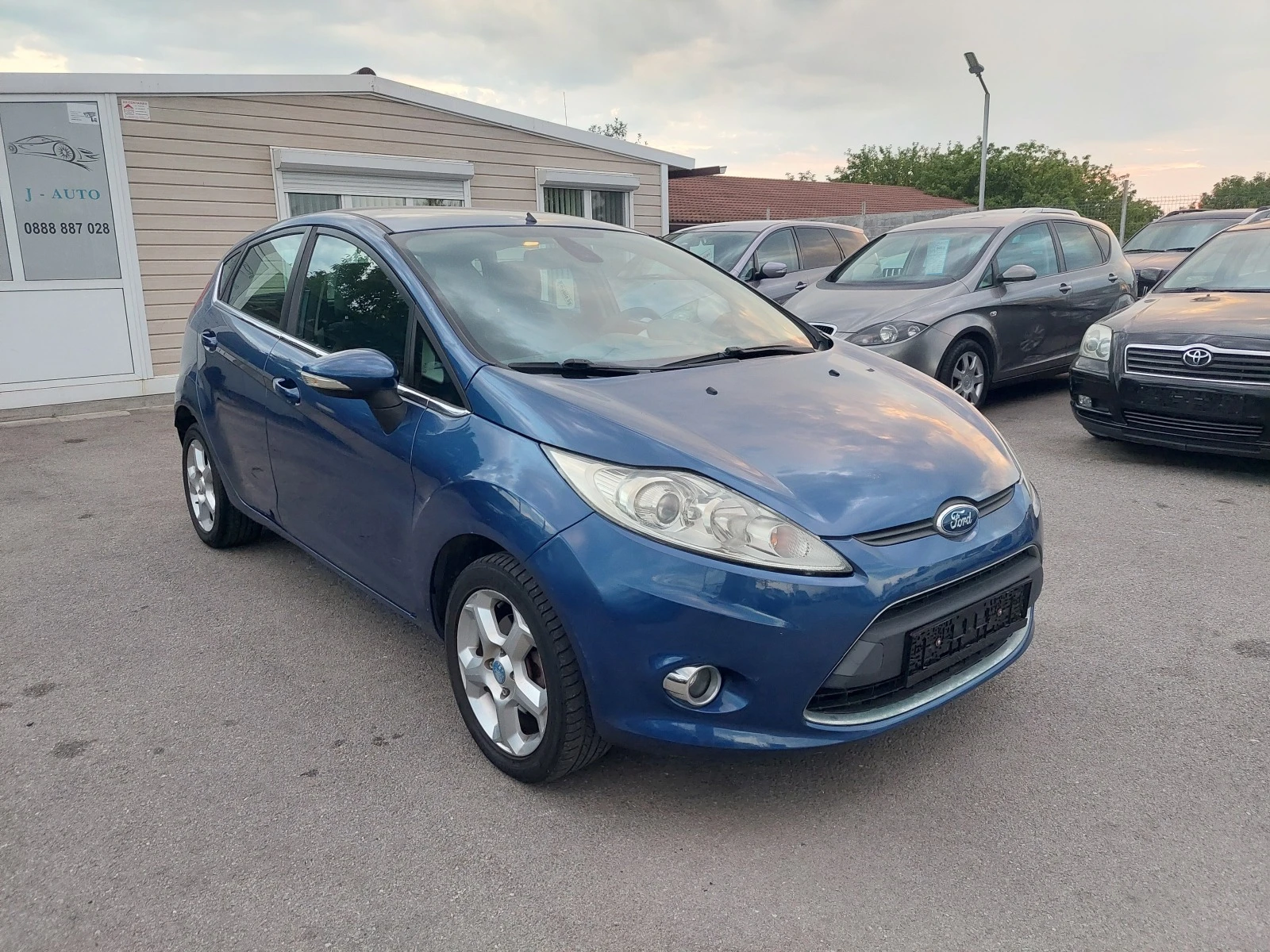 Ford Fiesta 1.4TDI КЛИМА - изображение 2