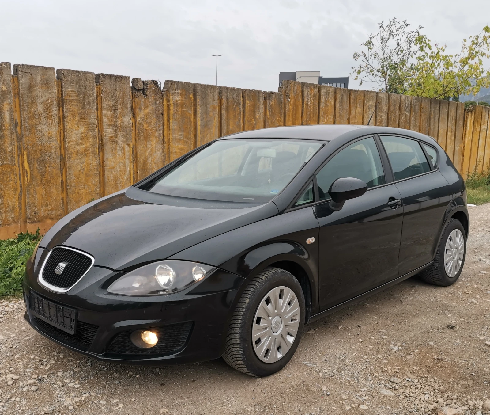 Seat Leon 1.6i-102КС.-Фабр.ГАЗ!* ФЕЙС ЛИФТ-2011г.*  - изображение 3