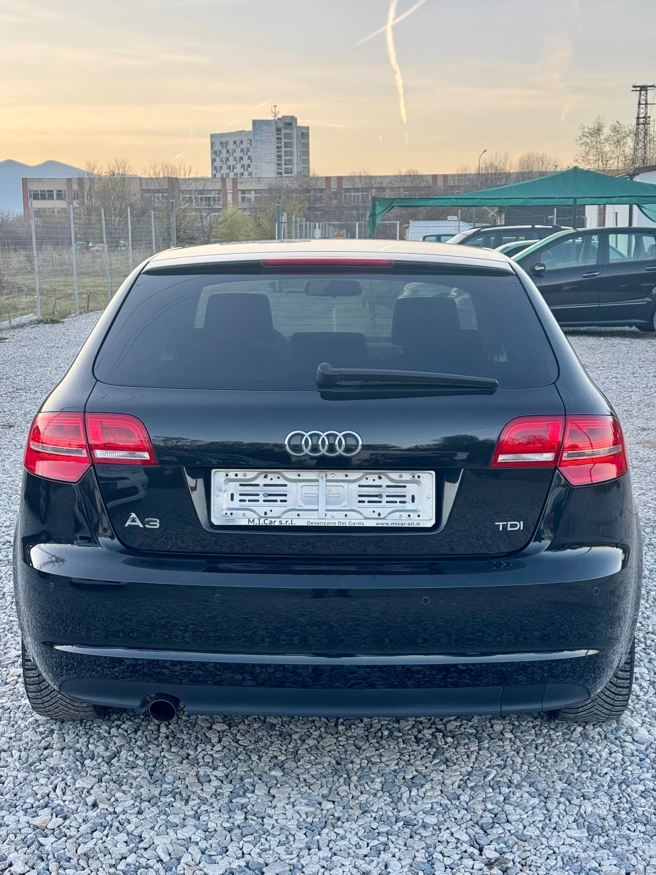 Audi A3 1, 6 TDI 2011 - изображение 8