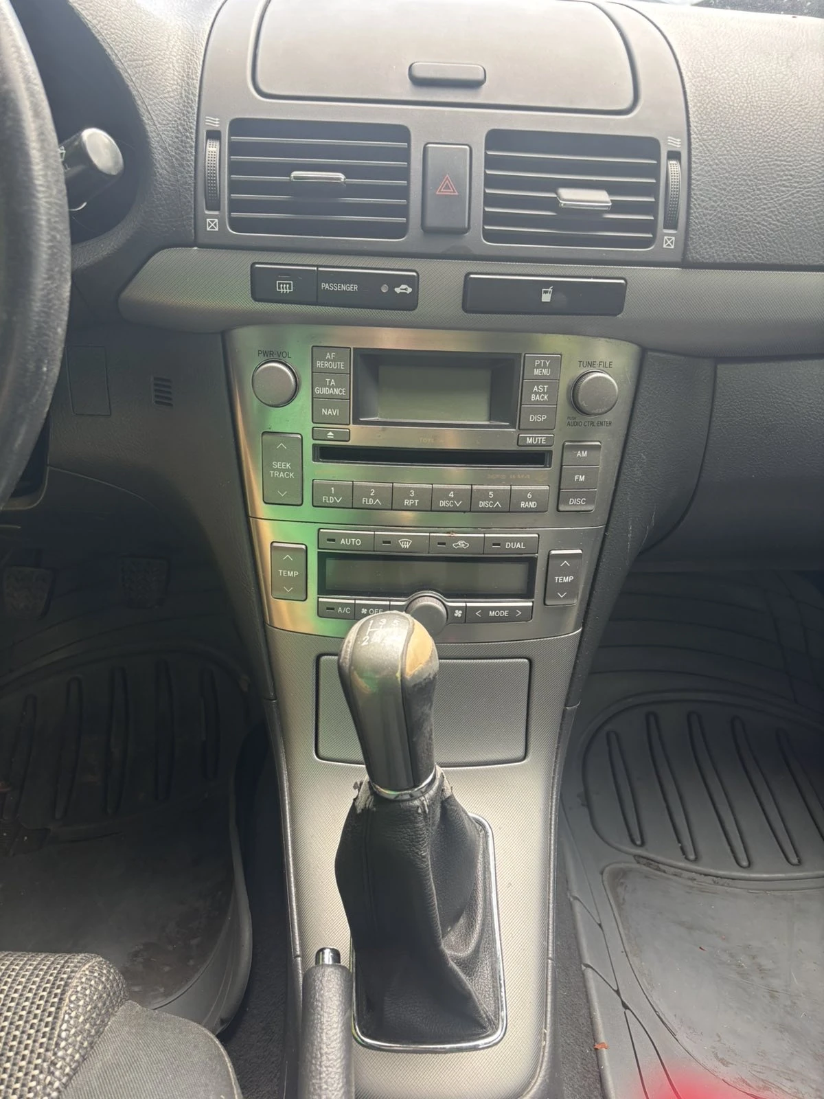 Toyota Avensis 1.8 VVT-i, Facelift - изображение 5