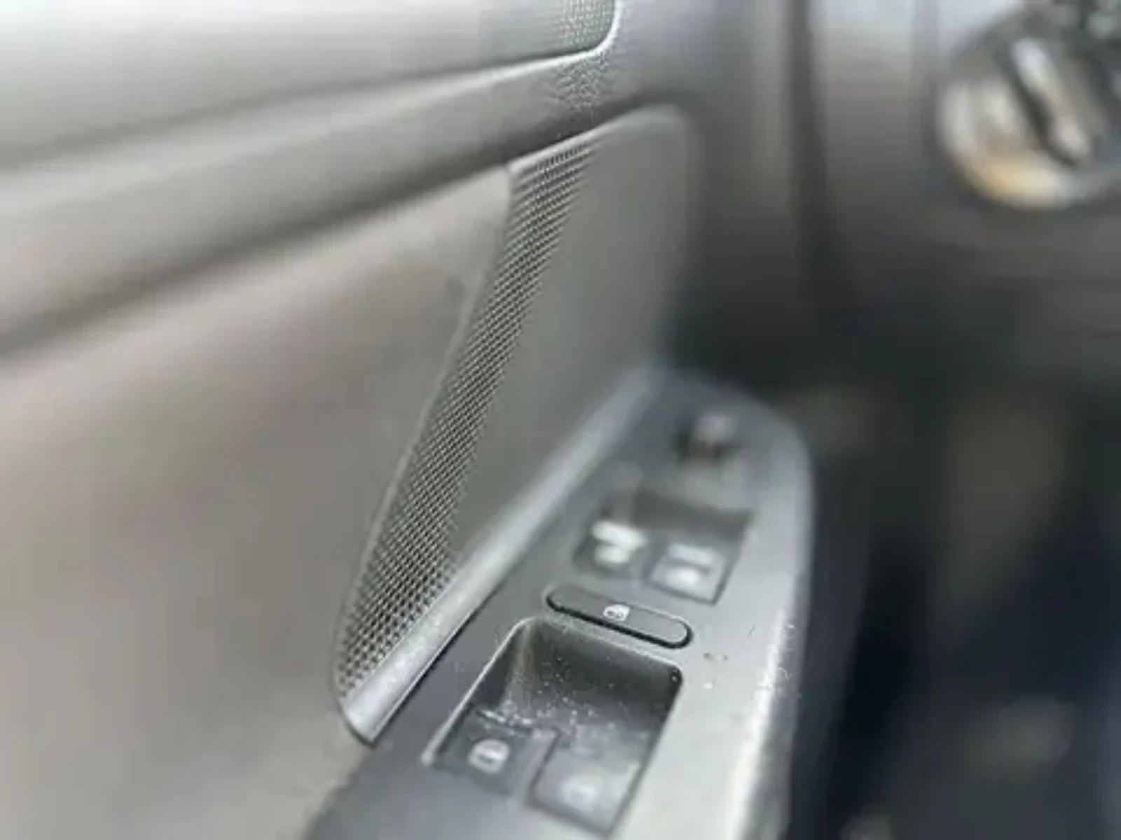 VW Golf 1.4 5 Врати - изображение 5