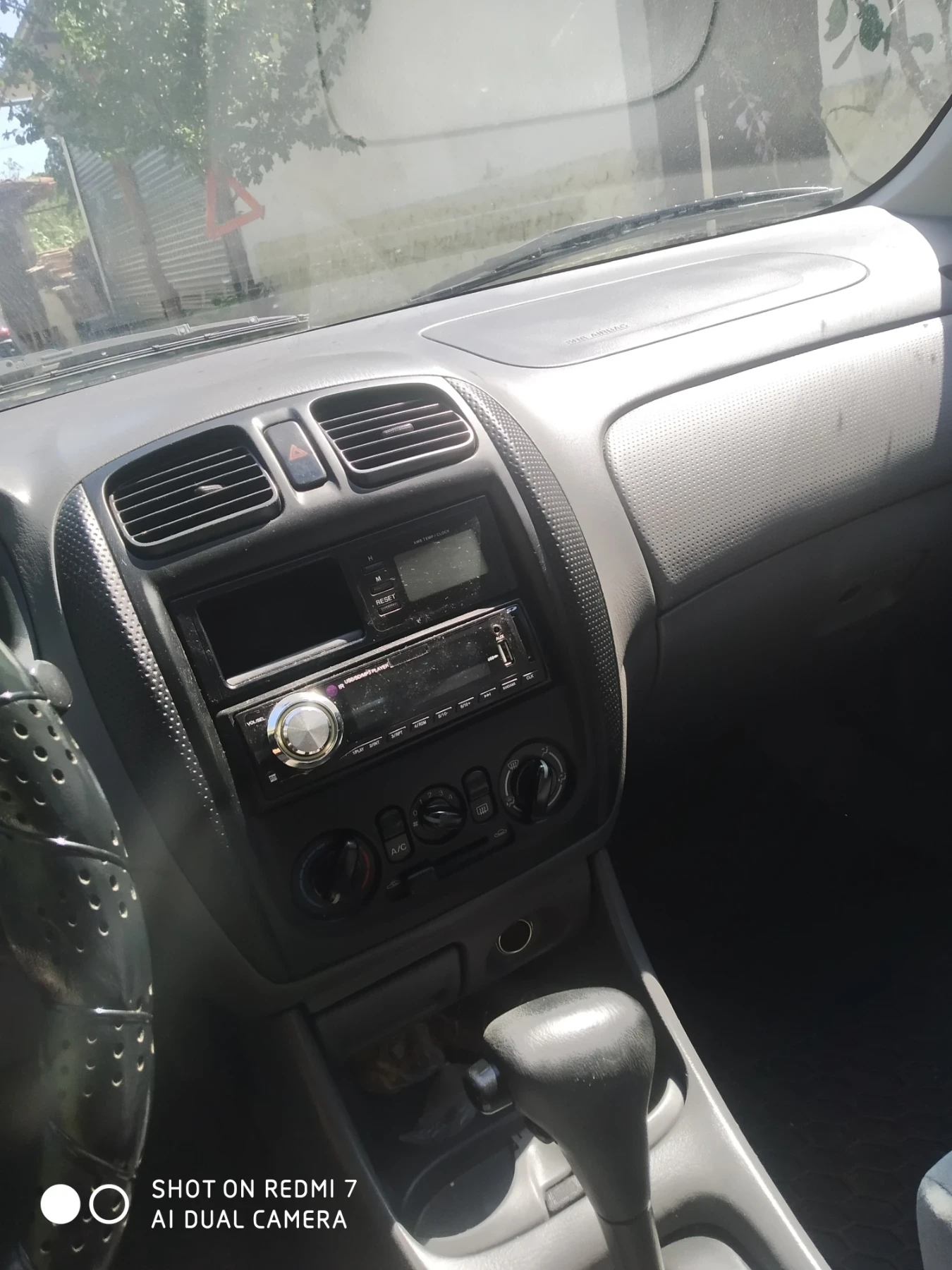 Mazda 323  - изображение 6
