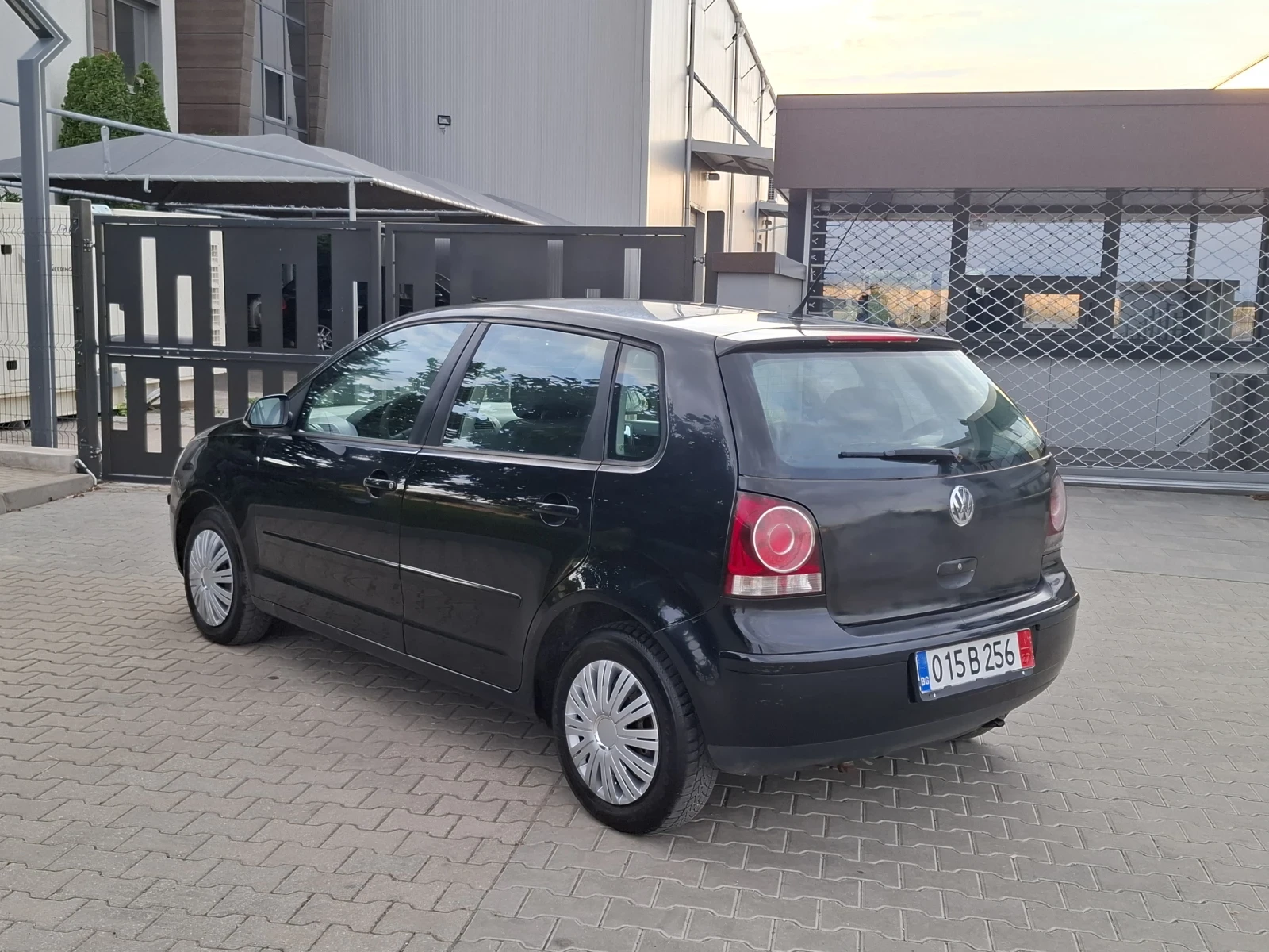 VW Polo 1.4i* (75кс)* * НОВ ВНОС* *  - изображение 6
