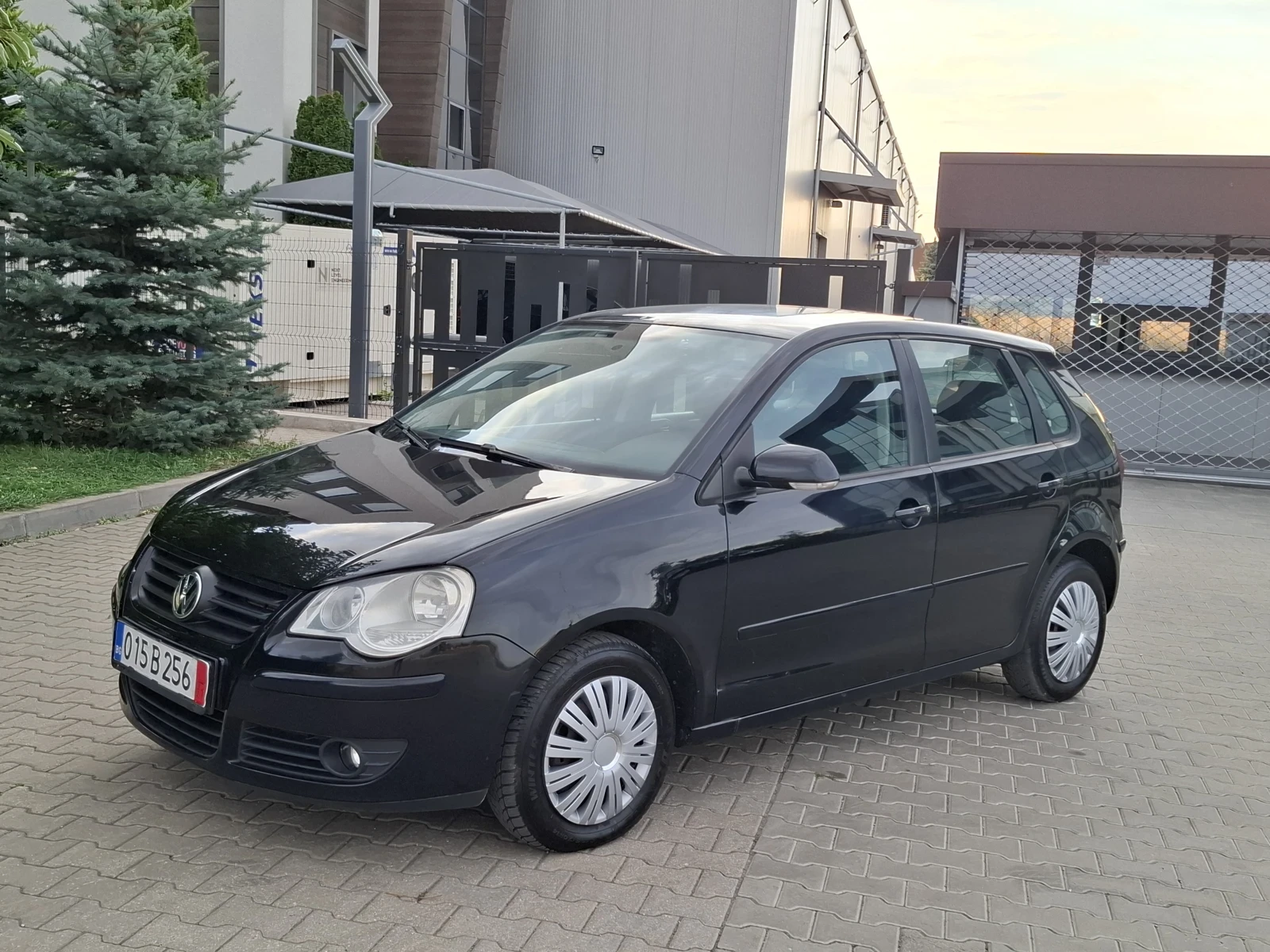 VW Polo 1.4i* (75кс)* * НОВ ВНОС* *  - изображение 4