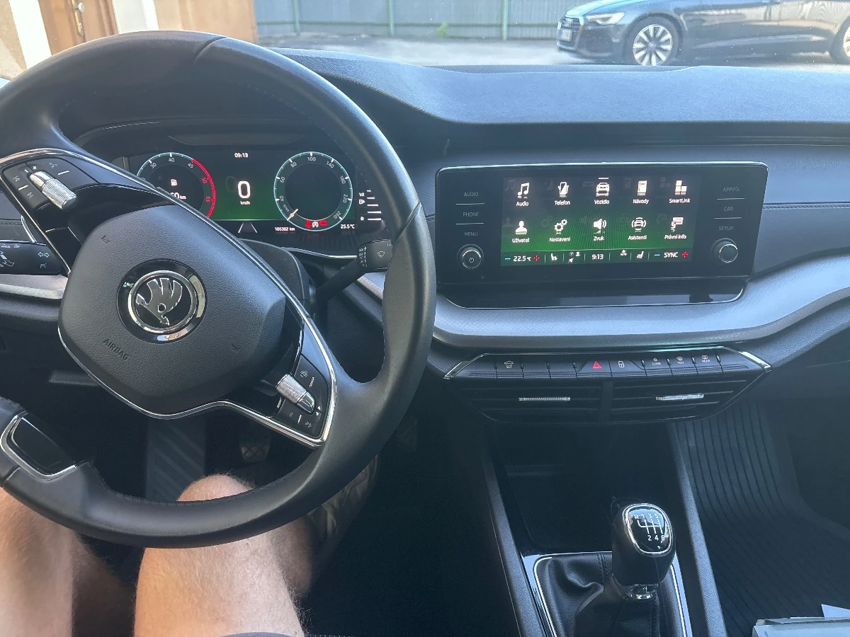 Skoda Octavia 2.0 TDI / Ambition / Combi - изображение 10