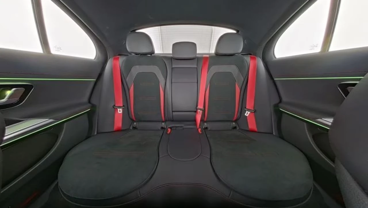 Mercedes-Benz E 53 AMG 4M Night Superscreen - изображение 5
