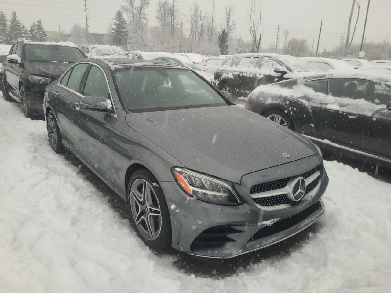 Mercedes-Benz C 300 CARFAX* АВТОФИНАНСИРАНЕ* БЕЗ ПЪРВОНАЧАЛНА ВНОСКА*  - изображение 3