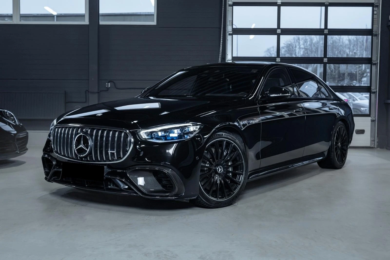 Mercedes-Benz S 63 AMG E-PERFORMANCE/CARBON/LONG/BURM 4D/PANO/TV/HEAD UP/ - изображение 4