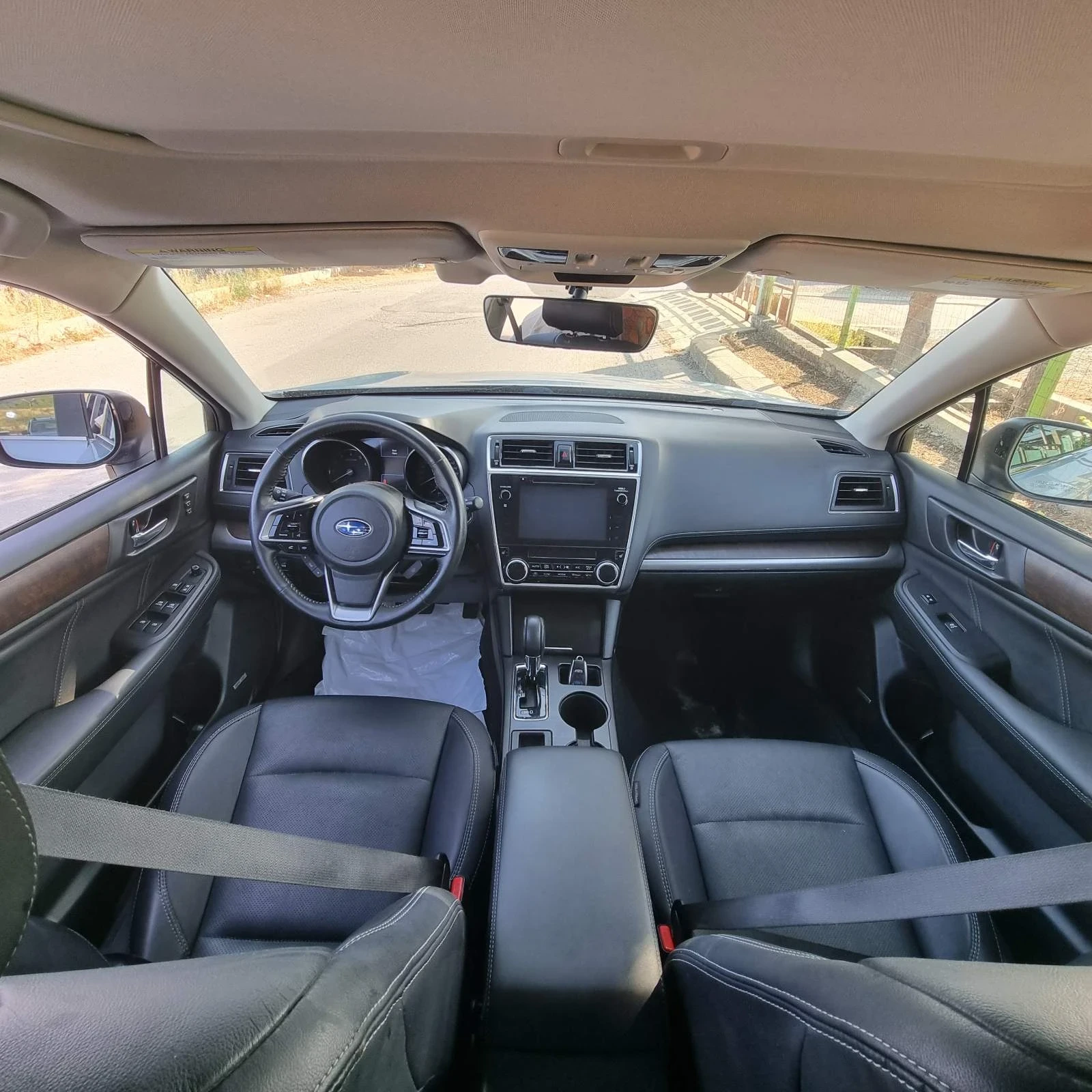 Subaru Outback 3.6 R, снимка 14 - Автомобили и джипове - 55731087