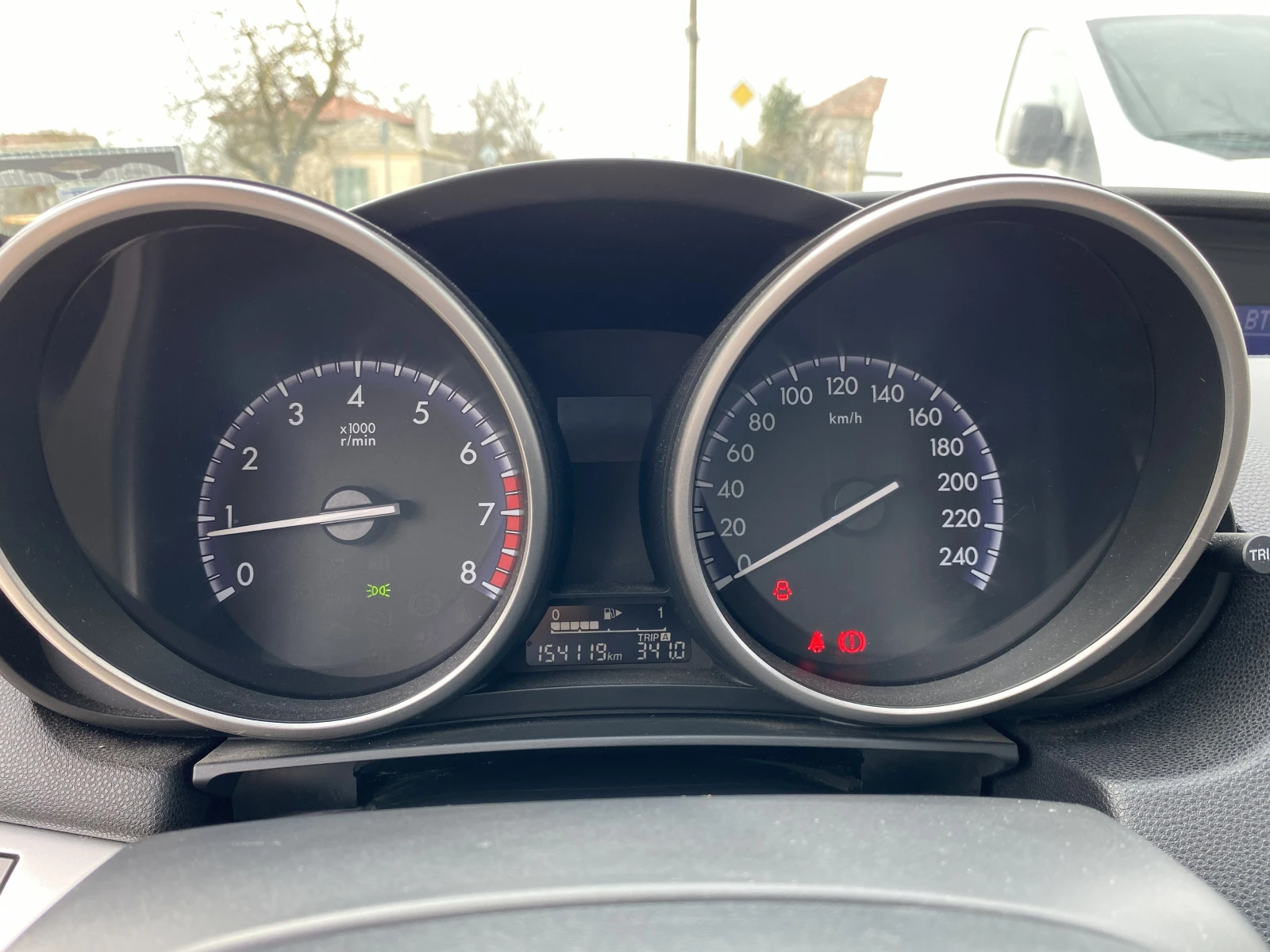 Mazda 3 2.0 DISI FACE, снимка 15 - Автомобили и джипове - 53623849