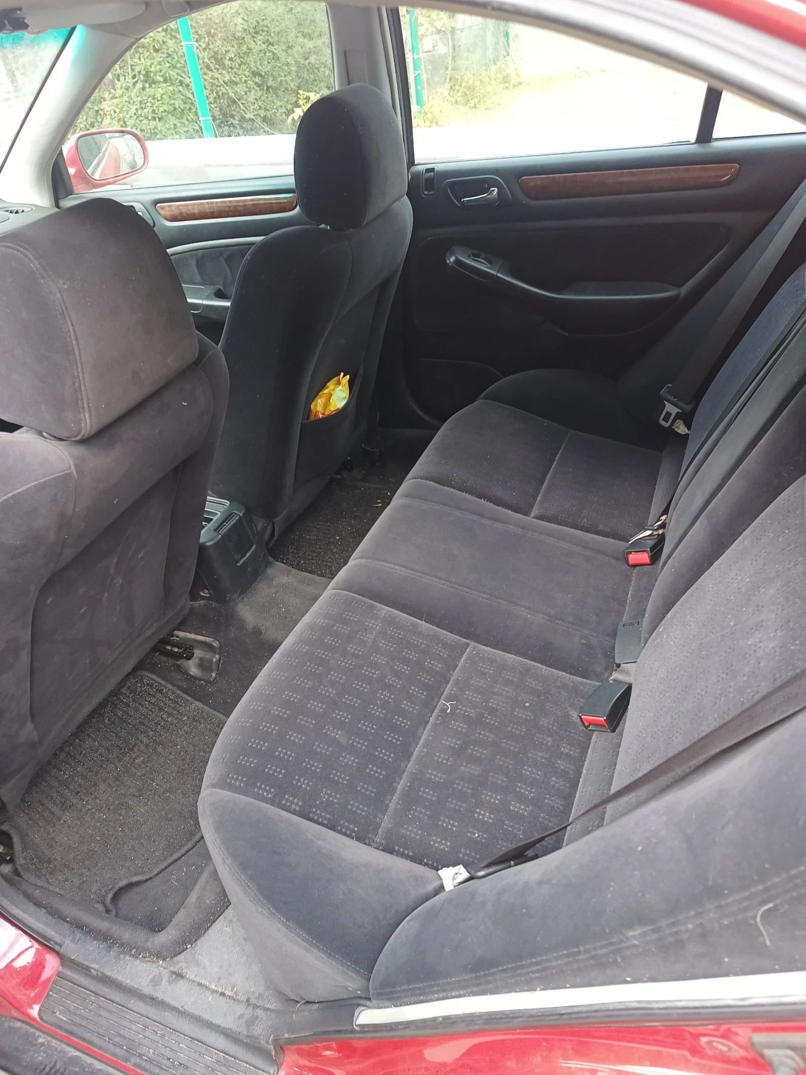 Honda Accord 1.8, снимка 6 - Автомобили и джипове - 53715515