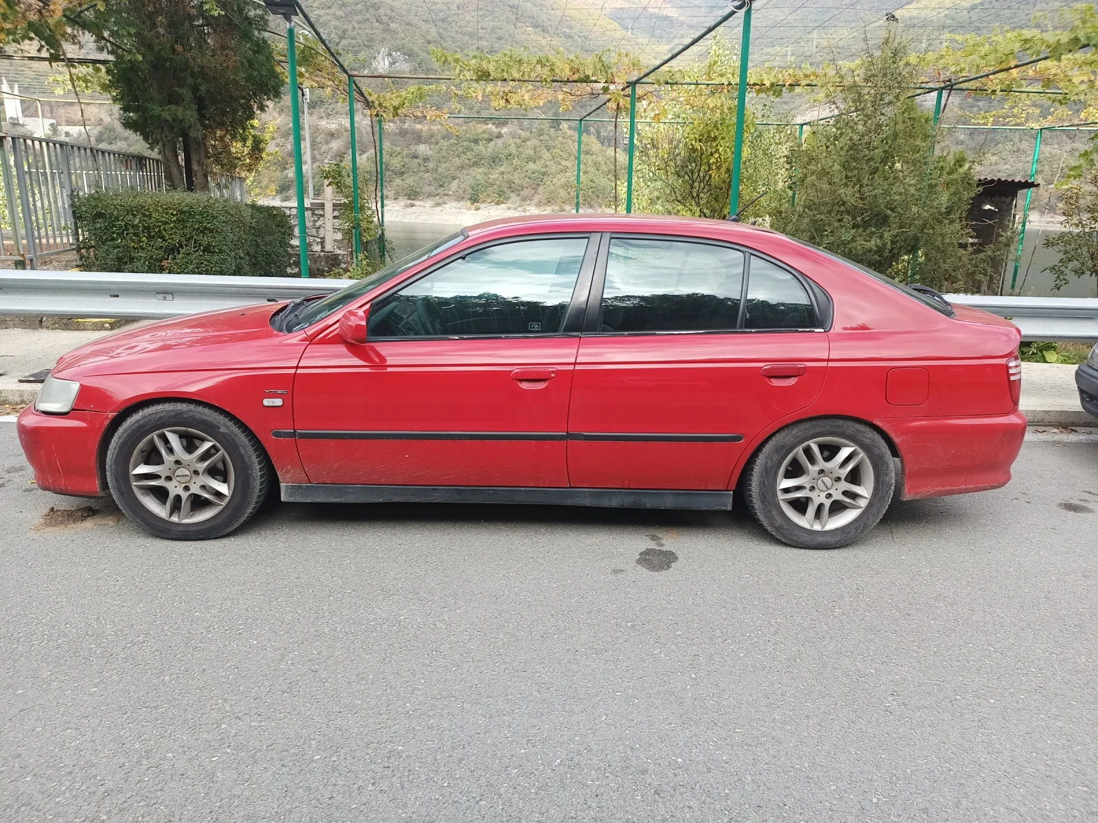 Honda Accord 1.8, снимка 5 - Автомобили и джипове - 53715515