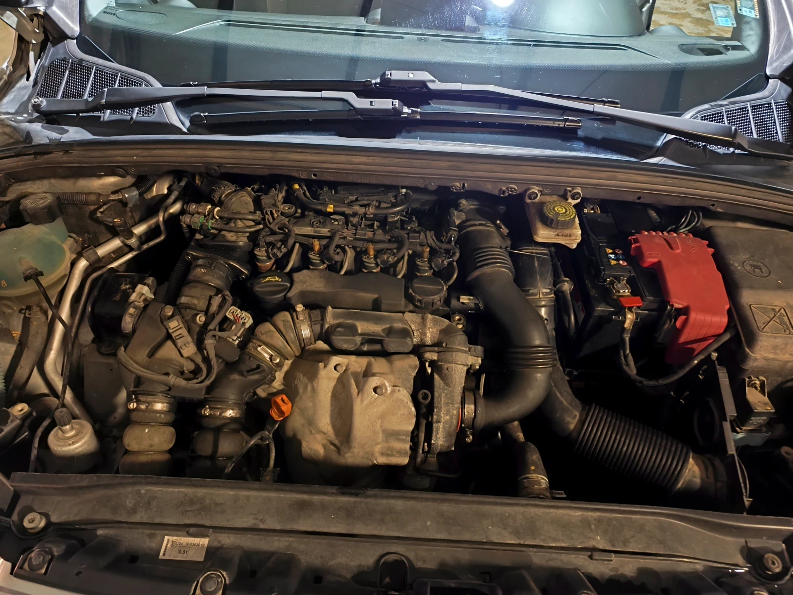 Peugeot 308 1.6 HDI, снимка 13 - Автомобили и джипове - 53818405