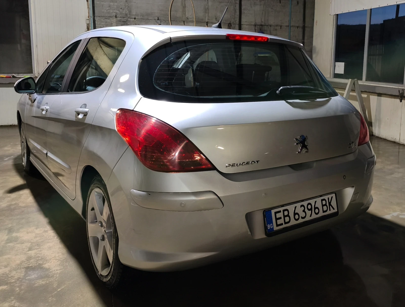 Peugeot 308 1.6 HDI, снимка 4 - Автомобили и джипове - 53818405