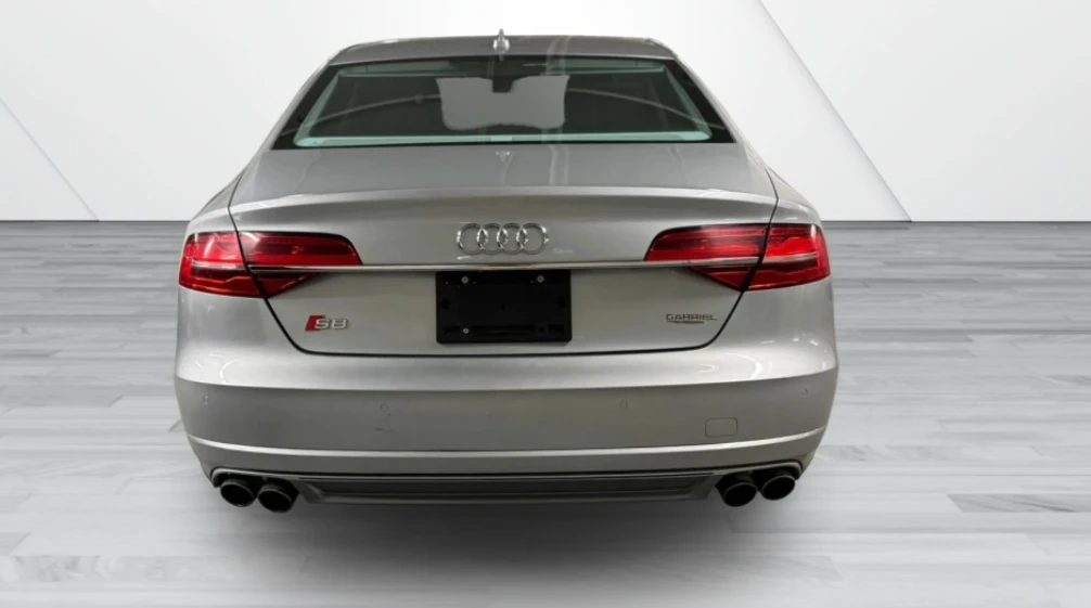 Audi S8 АВТОКРЕДИТ* ЦЕНА БЕЗ АНАЛОГ* , снимка 6 - Автомобили и джипове - 53864179