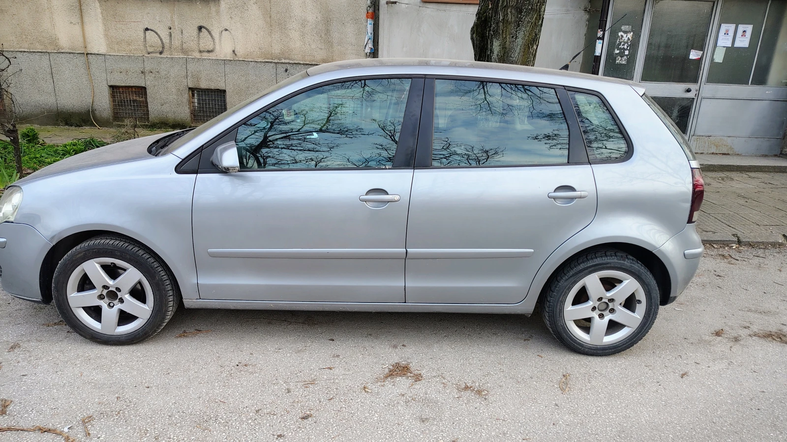 VW Polo 1.4 TDI 75, снимка 5 - Автомобили и джипове - 53891150