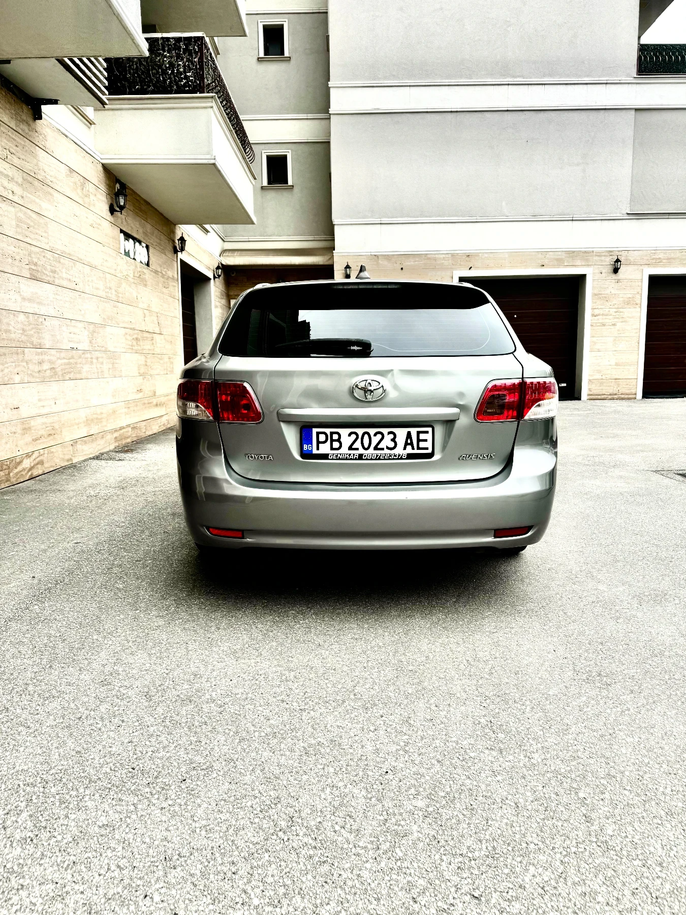 Toyota Avensis, снимка 6 - Автомобили и джипове - 53955347