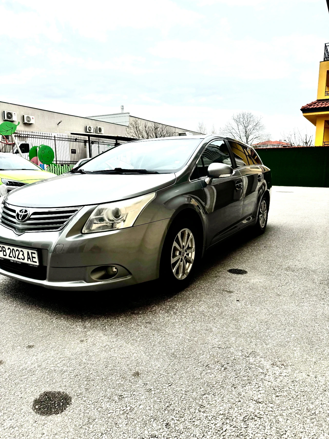 Toyota Avensis, снимка 3 - Автомобили и джипове - 53955347