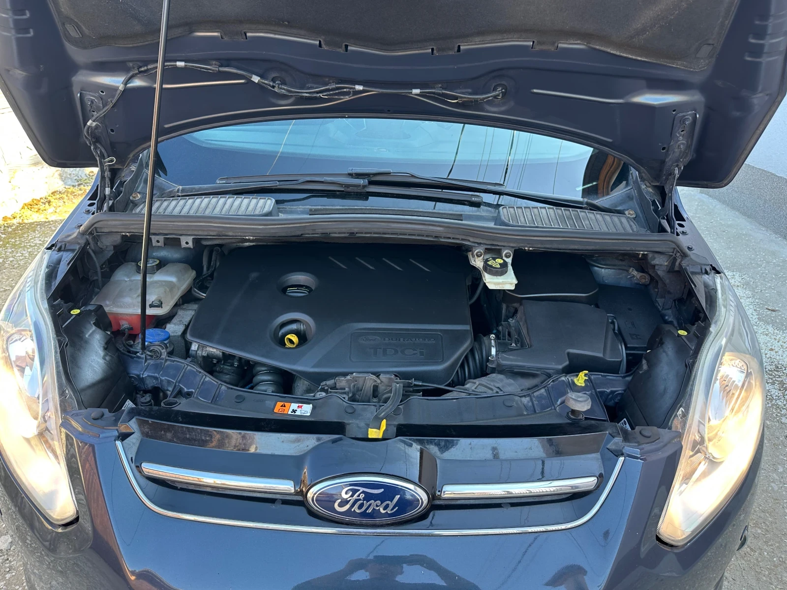 Ford Grand C-Max 1.6-116к.с, снимка 16 - Автомобили и джипове - 54211125