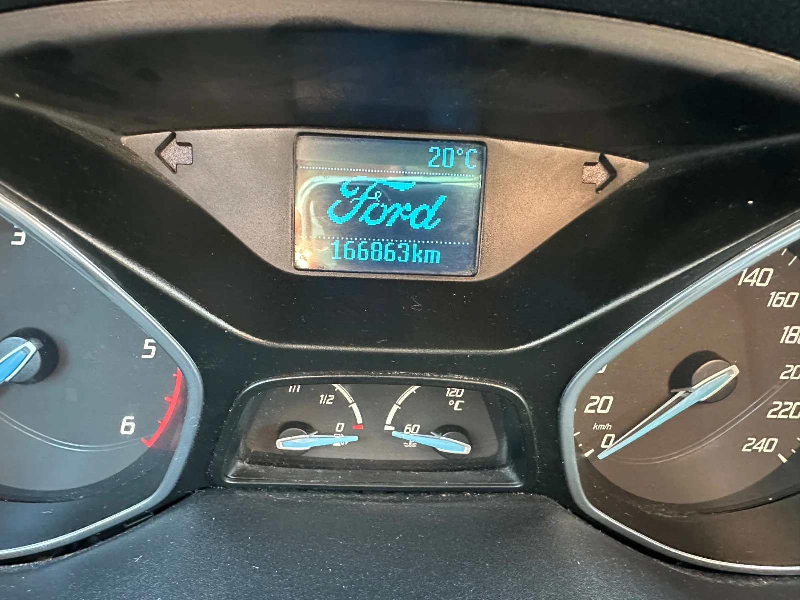 Ford Grand C-Max 1.6-116к.с, снимка 9 - Автомобили и джипове - 54211125