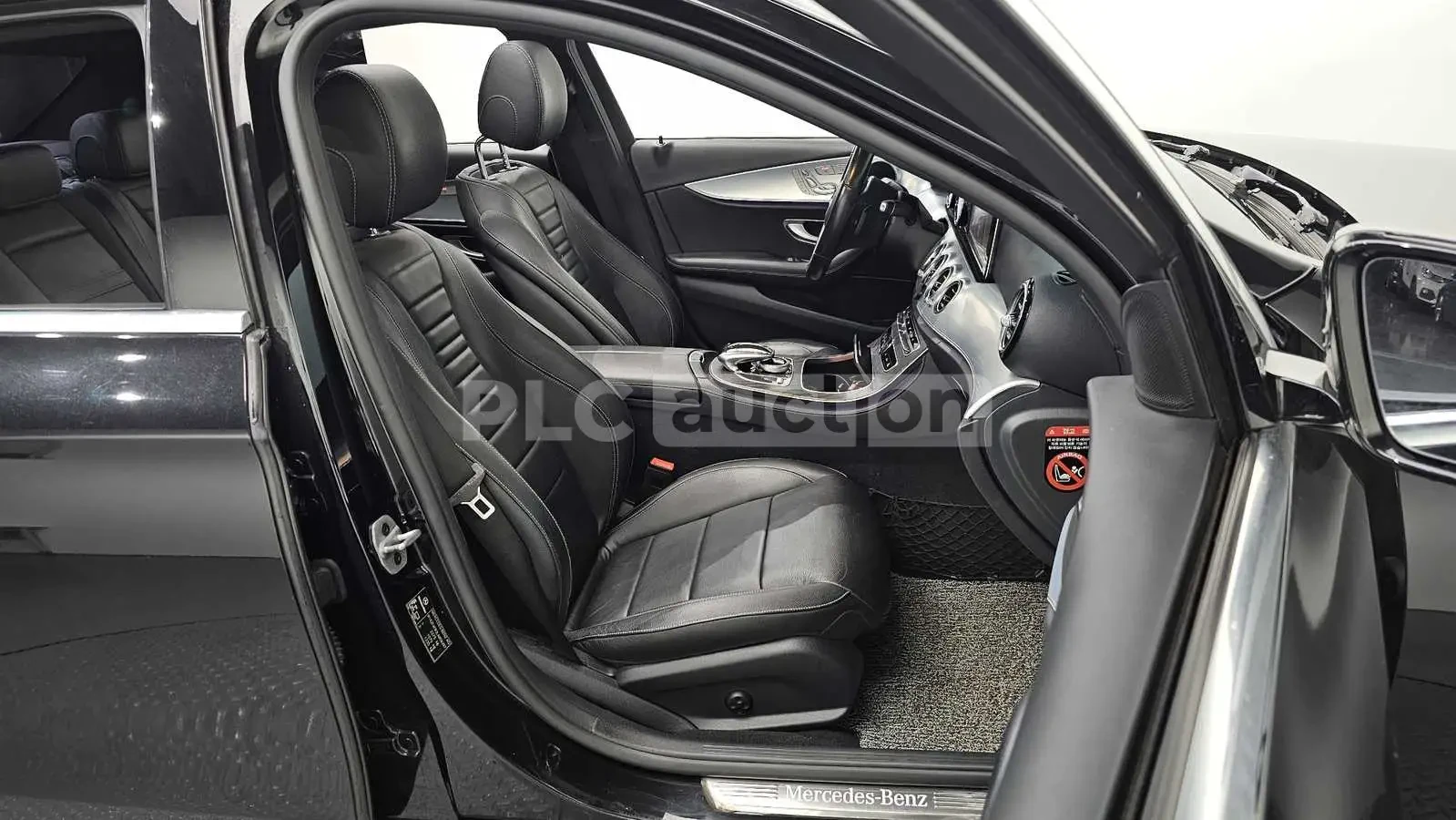 Mercedes-Benz E 250 * AMBIENT * KAMEPA * �������� | Mobile.bg � ����������� 12