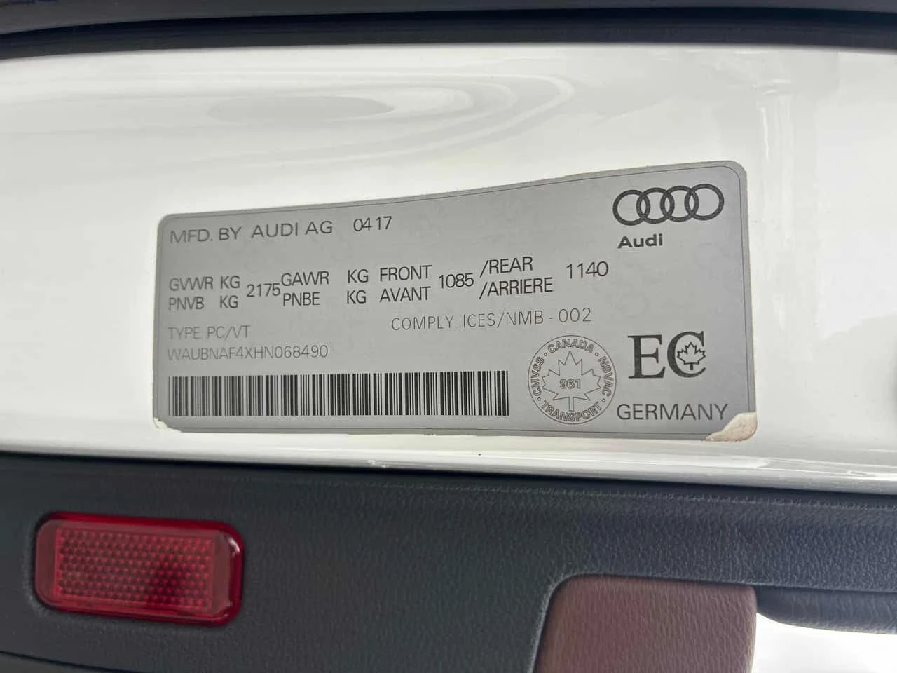 Audi A4 Progressiv/ПОДГРЕВИ/ШИБИДАХ/KEYLESS, снимка 10 - Автомобили и джипове - 54387579