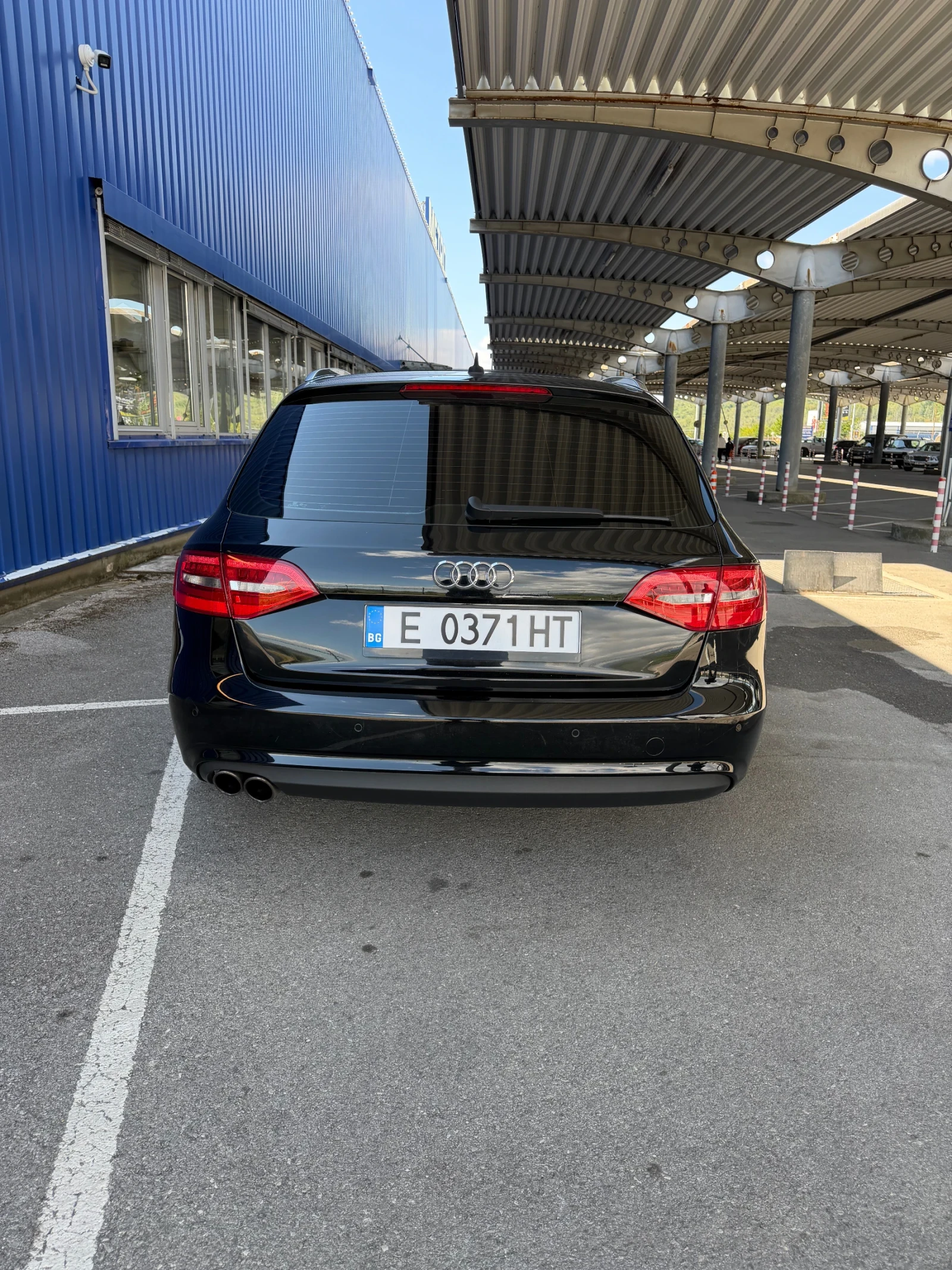 Audi A4 2.0TDI, снимка 6 - Автомобили и джипове - 54403011