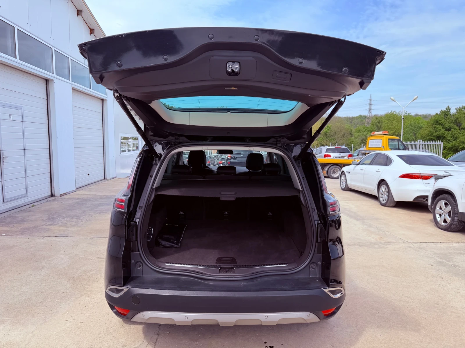 Renault Espace 1.6dci 160k.c 4Control -INTIALE, снимка 15 - Автомобили и джипове - 54460967