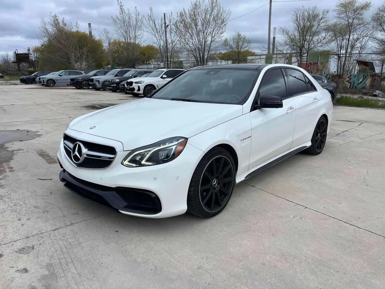 Mercedes-Benz E 63 AMG S Model/КЛИП/ПАНО/ПОДГРЕВ/CARFAX/ФИНАНСИРАНЕ