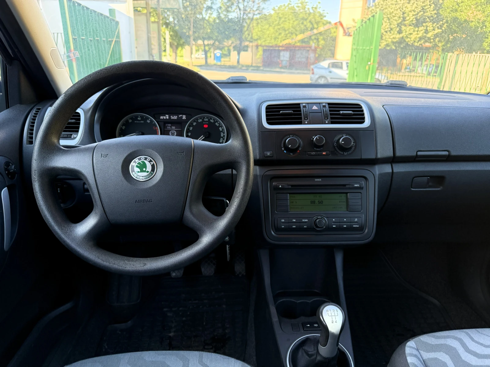 Skoda Fabia 1.2 70 �.�.  | Mobile.bg � ����������� 10