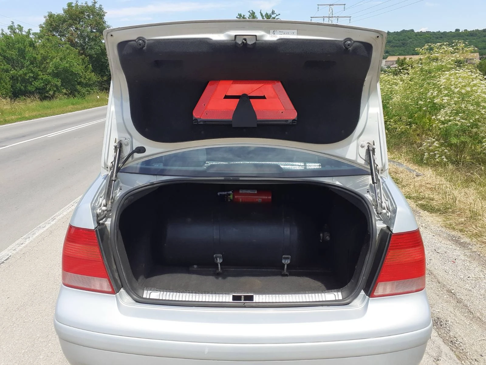 VW Bora, снимка 4 - Автомобили и джипове - 55092144