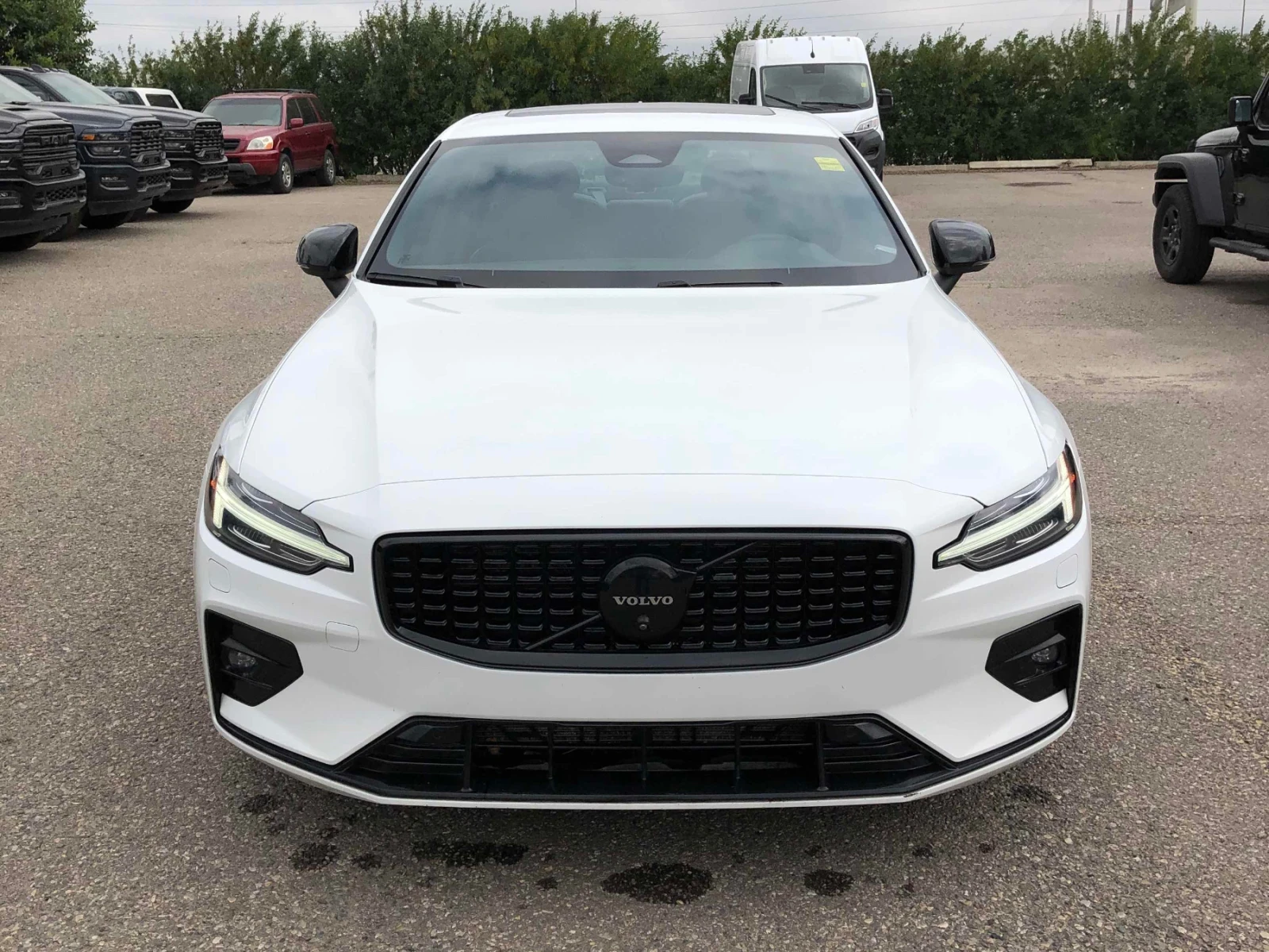 Volvo S60 PLUS BLACK EDITION / KEYLESS / PODGREV / CARFAX | Mobile.bg � ����������� 2