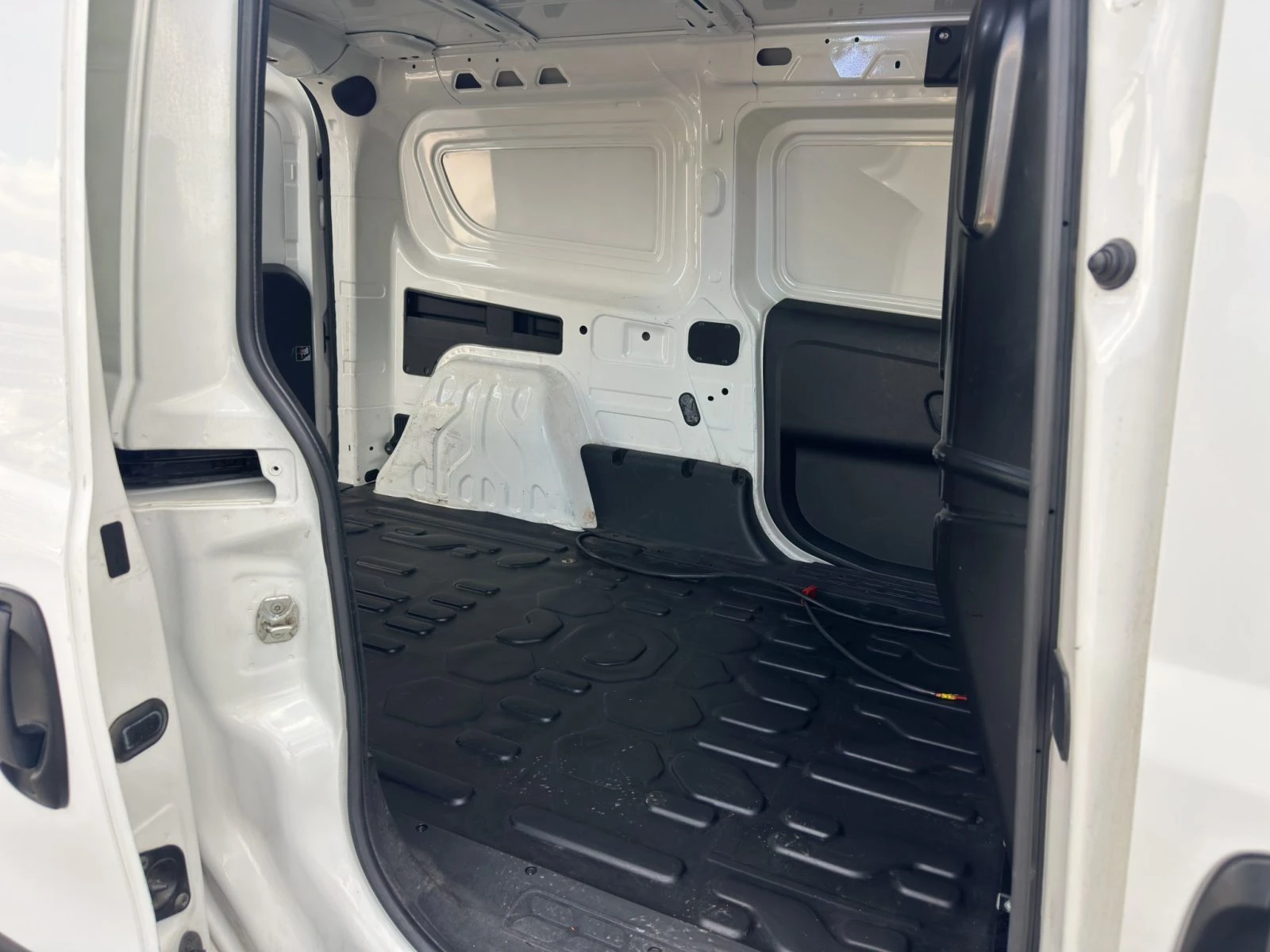 Fiat Doblo 1.6D 120hp BVM6 E6//2203R15, снимка 12 - Автомобили и джипове - 55624880