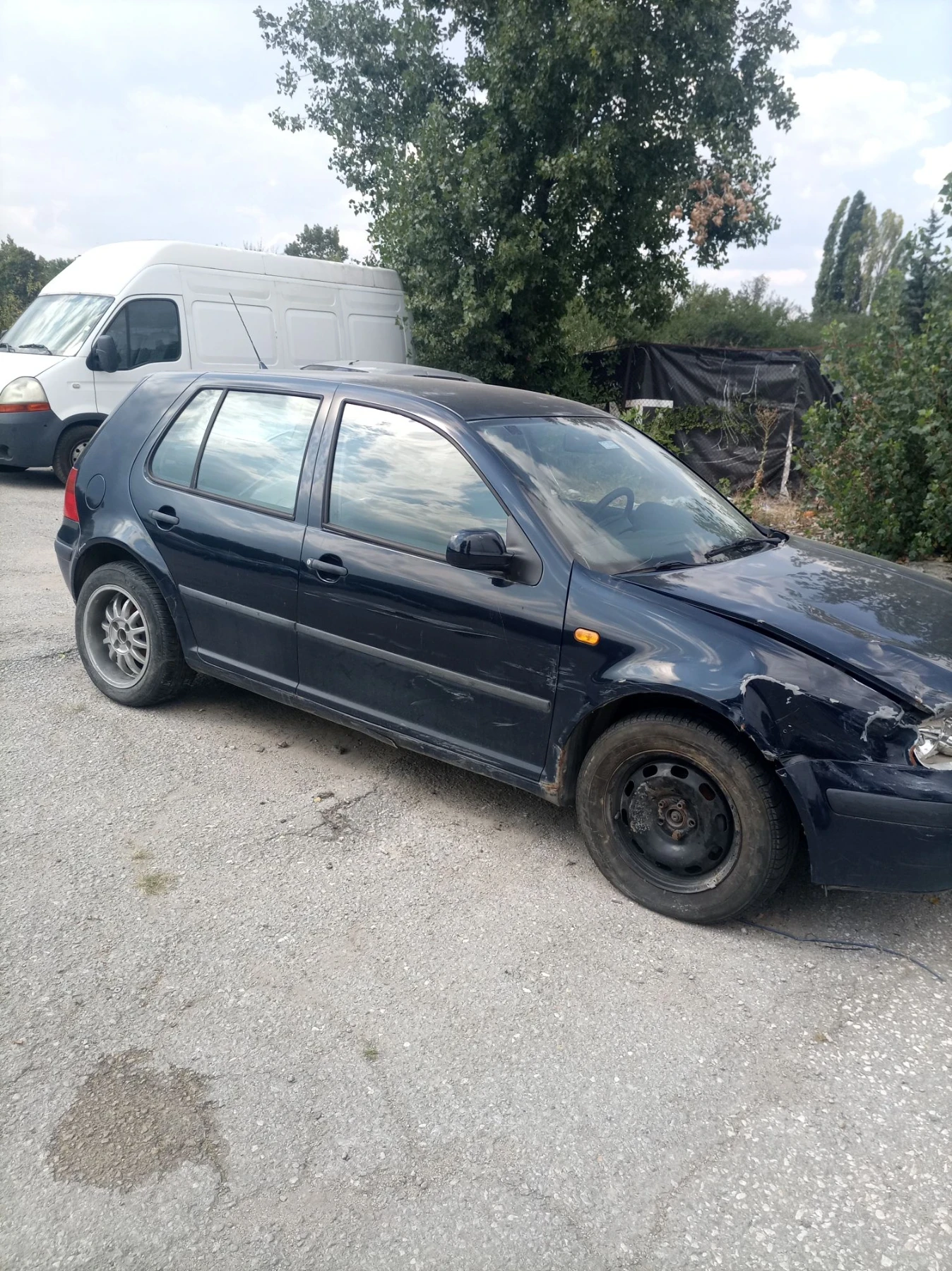 VW Golf 1.6 I, снимка 9 - Автомобили и джипове - 55886009