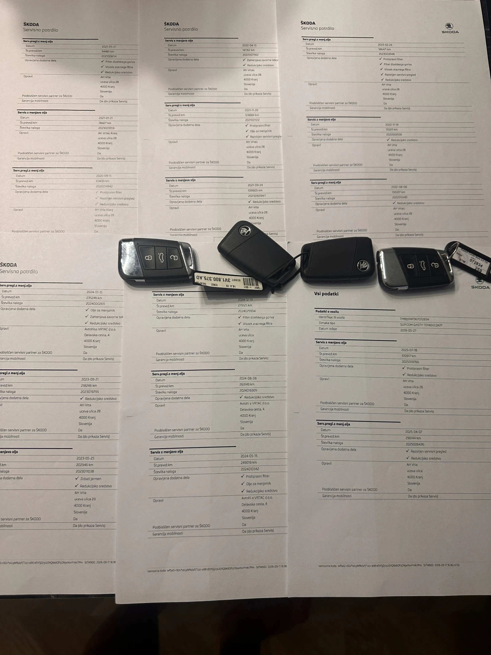 Skoda Superb 2.0 TDI Style 190kc, снимка 12 - Автомобили и джипове - 56204275